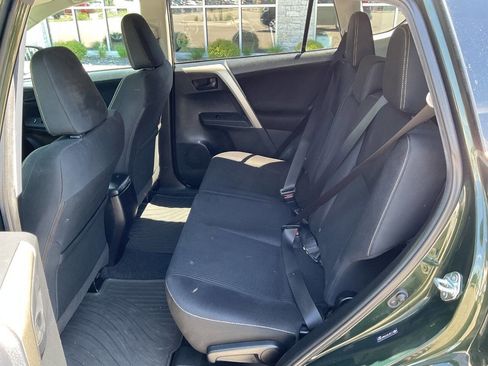 Used 2013 Toyota RAV4 XLE AWD/4WD image 26