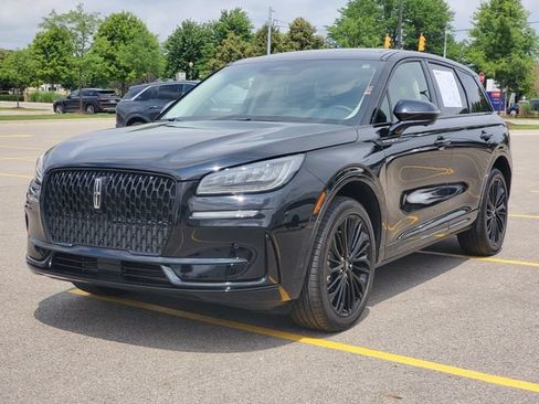 Certified 2024 Lincoln Corsair AWD w/ Equipment Group 101A image 2