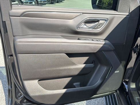 Used 2022 GMC Yukon AT4 w/ Max Trailering Package AWD/4WD image 17