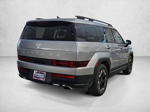 Certified 2025 Hyundai Santa Fe SEL FWD image 5