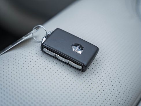 New 2026 Volvo XC60 B5 Ultra w/ Protection Package Premier image 44