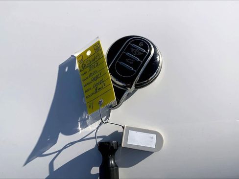 Used 2018 MINI Cooper 2-Door Hardtop FWD image 15