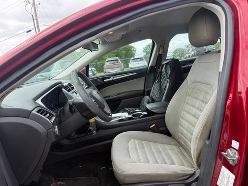 Used 2013 Ford Fusion S FWD image 5