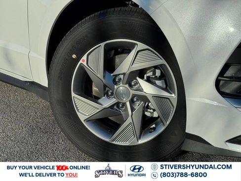 Certified 2026 Hyundai Sonata SE FWD image 4