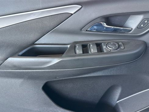 Used 2023 Chevrolet Bolt LT image 15