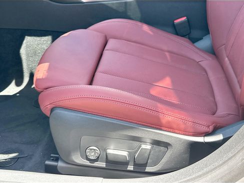 Used 2025 BMW i4 eDrive40 w/ Parking Assistance Package RWD image 16