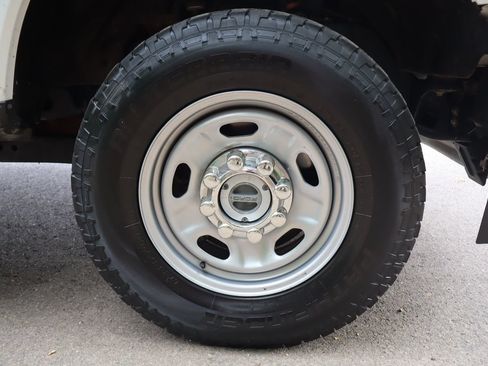 Used 2022 Ford F250 XL w/ Power Equipment Group AWD/4WD image 41