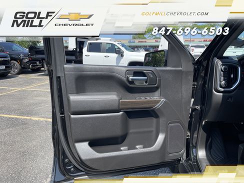 Used 2022 Chevrolet Silverado 1500 RST AWD/4WD image 11