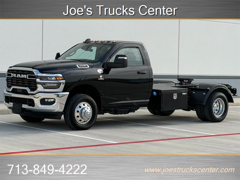 Used 2025 RAM 3500 Tradesman RWD image 2