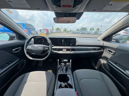 Used 2025 Kia K4 FWD image 19