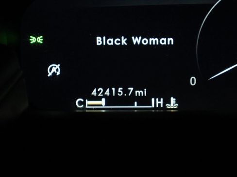 Used 2022 Lincoln Nautilus Reserve image 39