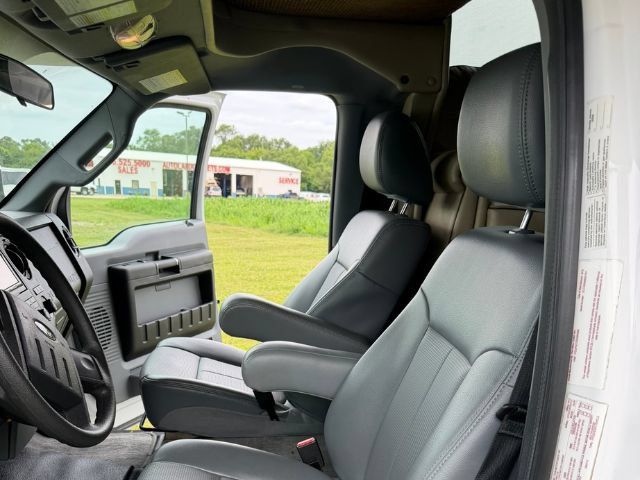 Used 2013 Ford F550 Luxury w/ Payload Upgrade Pkg RWD image 25