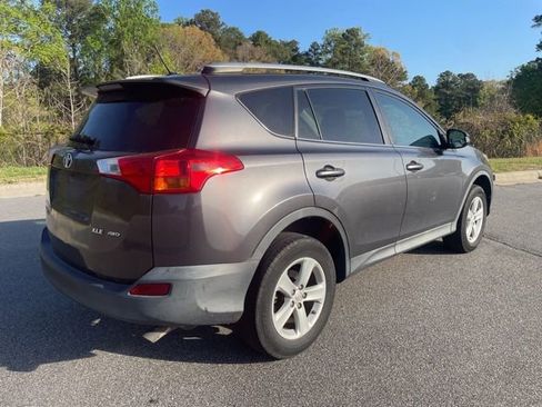 Used 2014 Toyota RAV4 XLE image 2