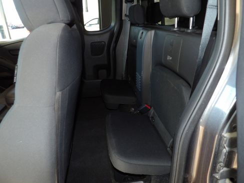 Used 2022 Nissan Frontier S image 22