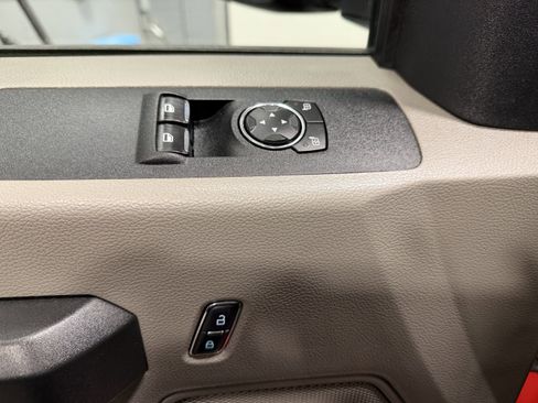 Used 2019 Ford F350 XL w/ Power Equipment Group image 13