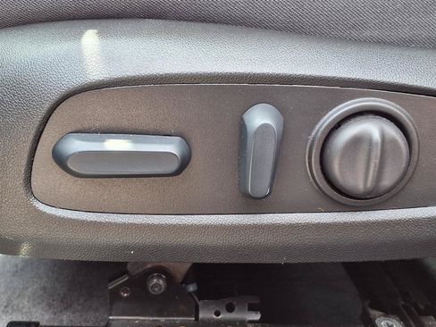 Used 2024 Chevrolet Malibu LT FWD image 11