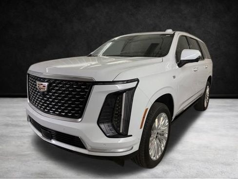 Certified 2026 Cadillac Escalade Luxury w/ LPO, Floor Liner Package RWD image 4