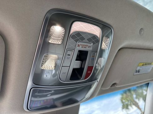 Used 2025 Genesis GV80 3.5T Prestige image 34