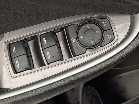 Used 2023 Chevrolet Malibu LT image 11