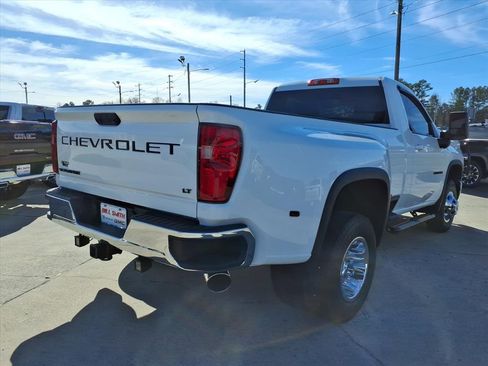 Used 2025 Chevrolet Silverado 3500 LT image 7