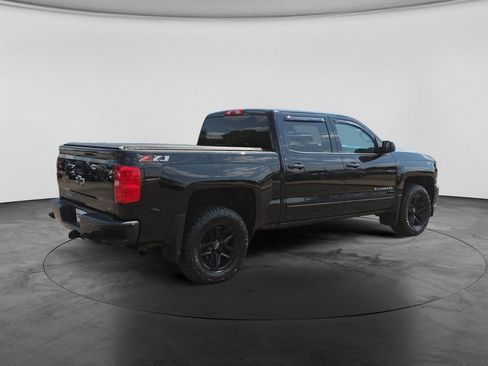 Used 2018 Chevrolet Silverado 1500 LT w/ All Star Edition AWD/4WD image 10