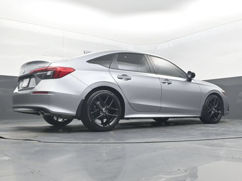 Used 2024 Honda Civic Sport image 29