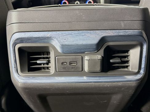 Used 2021 GMC Sierra 1500 Elevation image 23