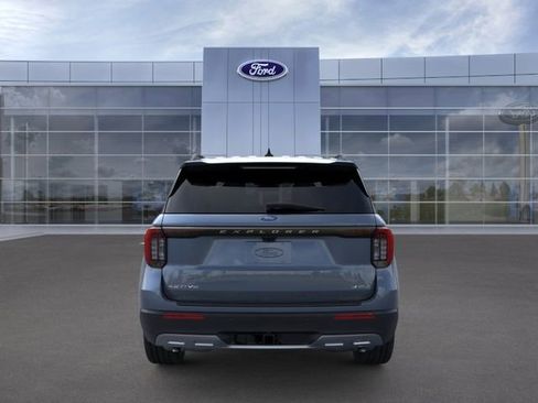 New 2026 Ford Explorer Active AWD/4WD image 5