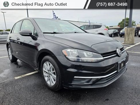 Used 2019 Volkswagen Golf S FWD image 7