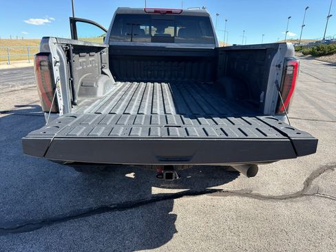 Used 2024 GMC Sierra 2500 AT4X AWD/4WD image 23