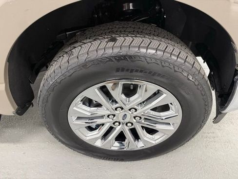 New 2026 Ford F150 Lariat w/ Equipment Group 501A Mid image 5