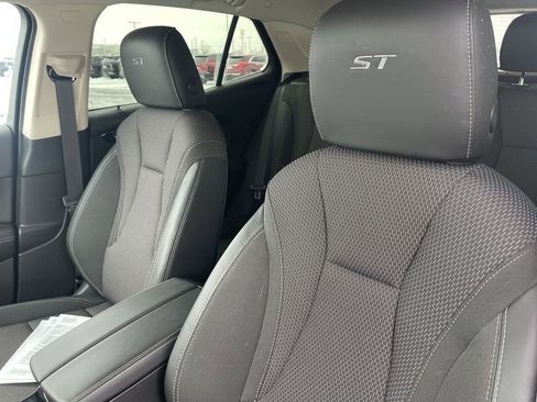 Used 2023 Buick Envision Preferred w/ Sport Touring Package image 17