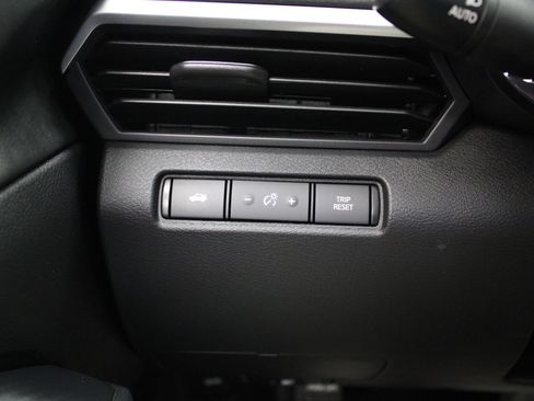 Used 2024 Nissan Altima 2.5 S image 30