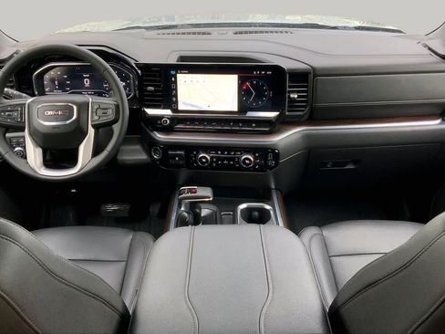 Used 2024 GMC Sierra 1500 SLT AWD/4WD image 16