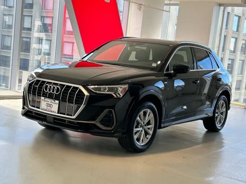Used 2025 Audi Q3 2.0T Premium w/ Convenience Package image 1