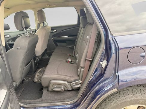 Used 2018 Dodge Journey SE w/ Connectivity Group FWD image 30
