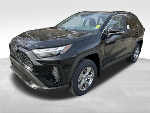 New 2025 Toyota RAV4 XLE image 1
