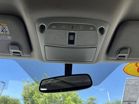 Used 2018 Nissan Murano SL w/ Moonroof Package image 29