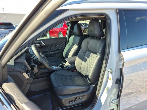 Used 2024 Mitsubishi Outlander 4WD Plug-In Hybrid image 50