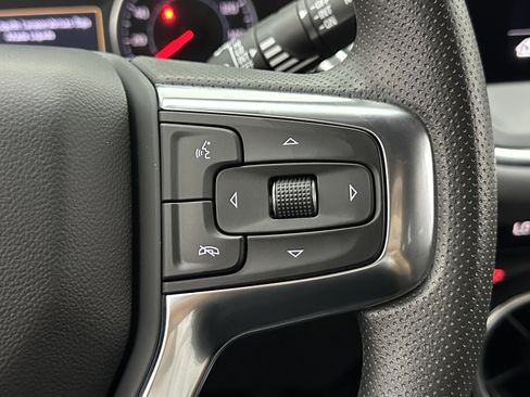 Used 2025 Chevrolet Blazer LT image 22