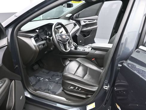Used 2023 Cadillac XT5 Premium Luxury image 18