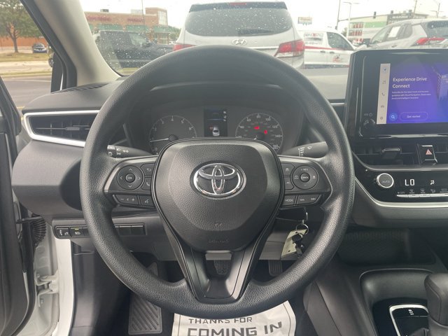 Used 2025 Toyota Corolla LE FWD image 19
