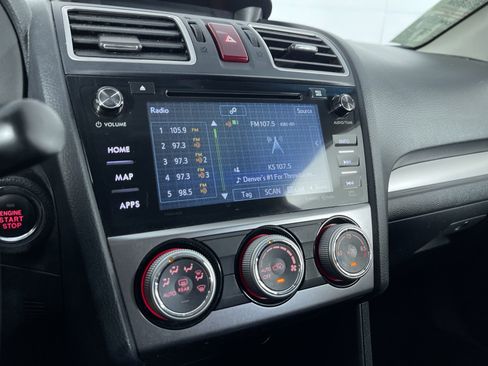 Used 2015 Subaru Crosstrek 2.0i Limited image 18