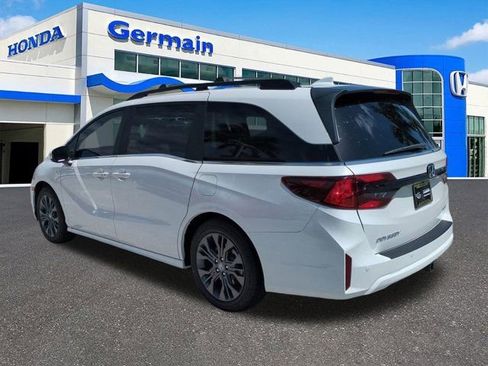 New 2026 Honda Odyssey Touring image 5