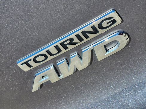 Certified 2022 Honda Pilot Touring image 10