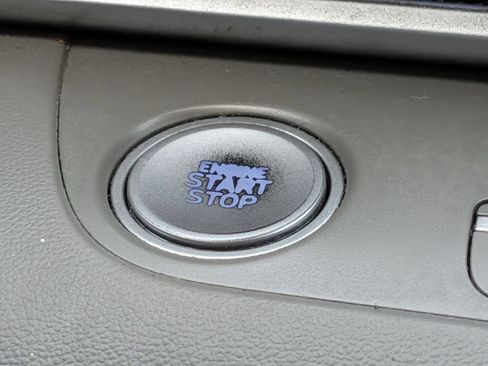 Used 2024 Hyundai Elantra Blue FWD image 20