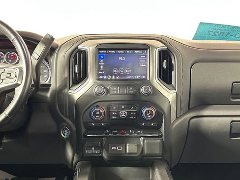 Used 2021 Chevrolet Silverado 1500 LT Trail Boss w/ Convenience Package II AWD/4WD image 29