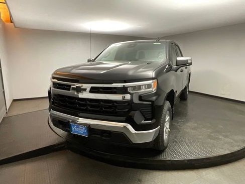 New 2026 Chevrolet Silverado 1500 LT w/ LPO, Dark Essentials Package AWD/4WD image 3