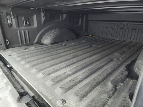 Used 2019 Ford F350 Lariat w/ Chrome Package image 5