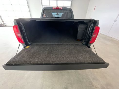 Used 2020 Chevrolet Colorado LT image 23